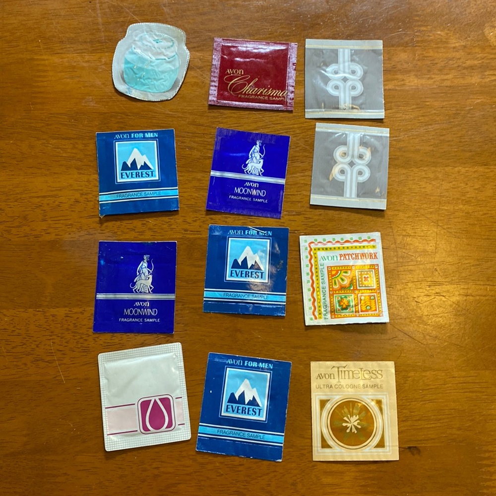Avon 12 individual Vintage Samples